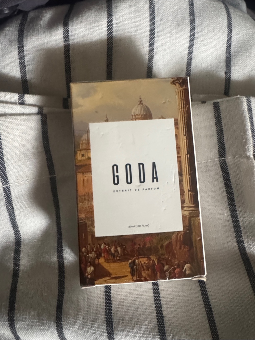 GODA Extrait de Parfum - Artistic Gold & Cream Box
